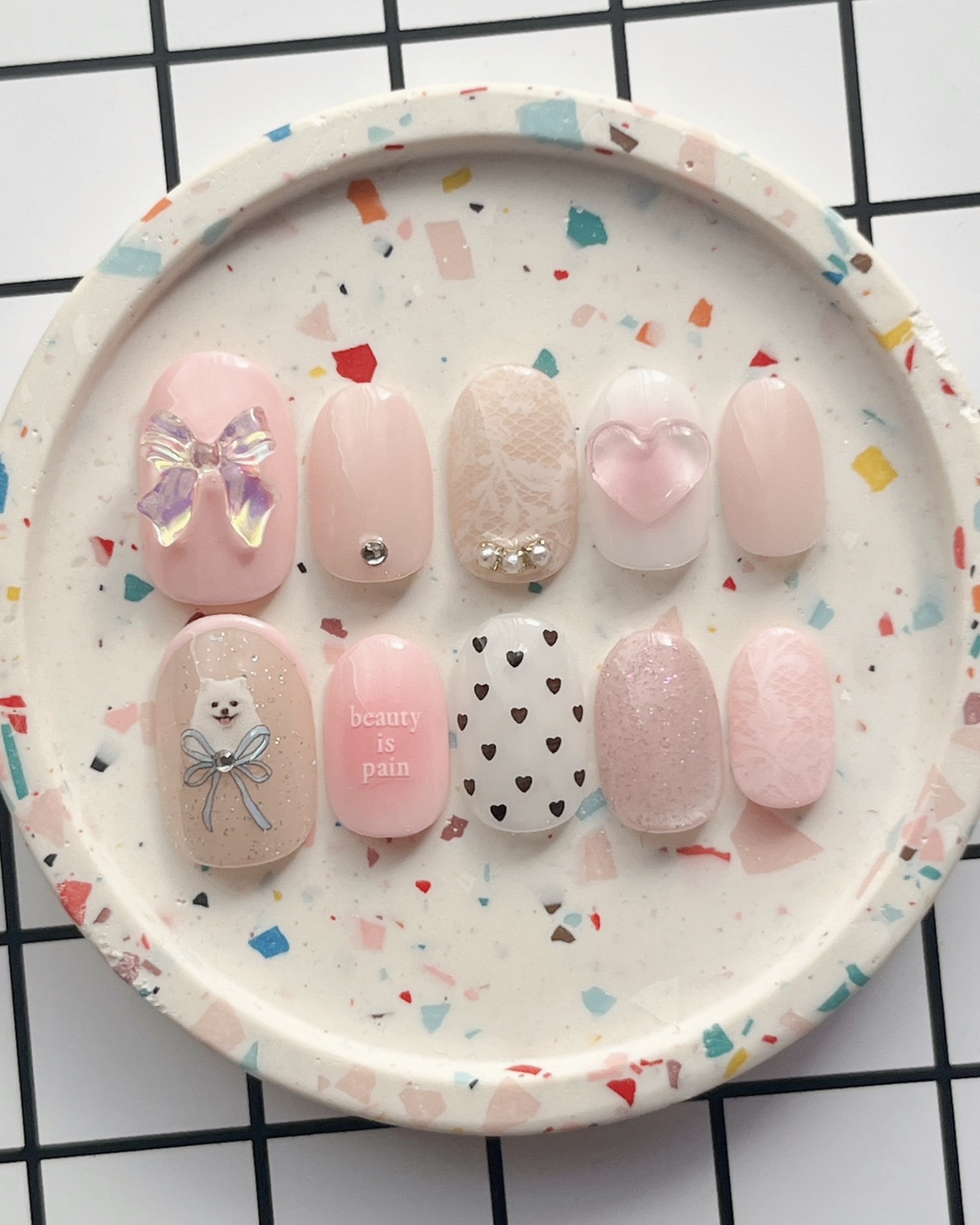 Famousdaynail  ピンクリボン　韓国っぽ　ガーリーネイル