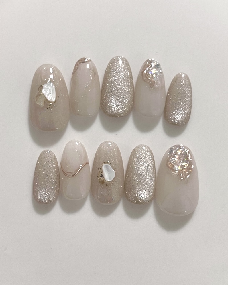 white bijou