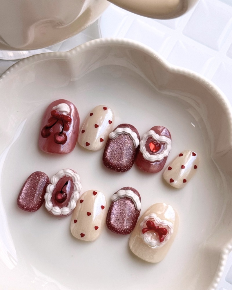 ホイップクリームのスイーツネイル