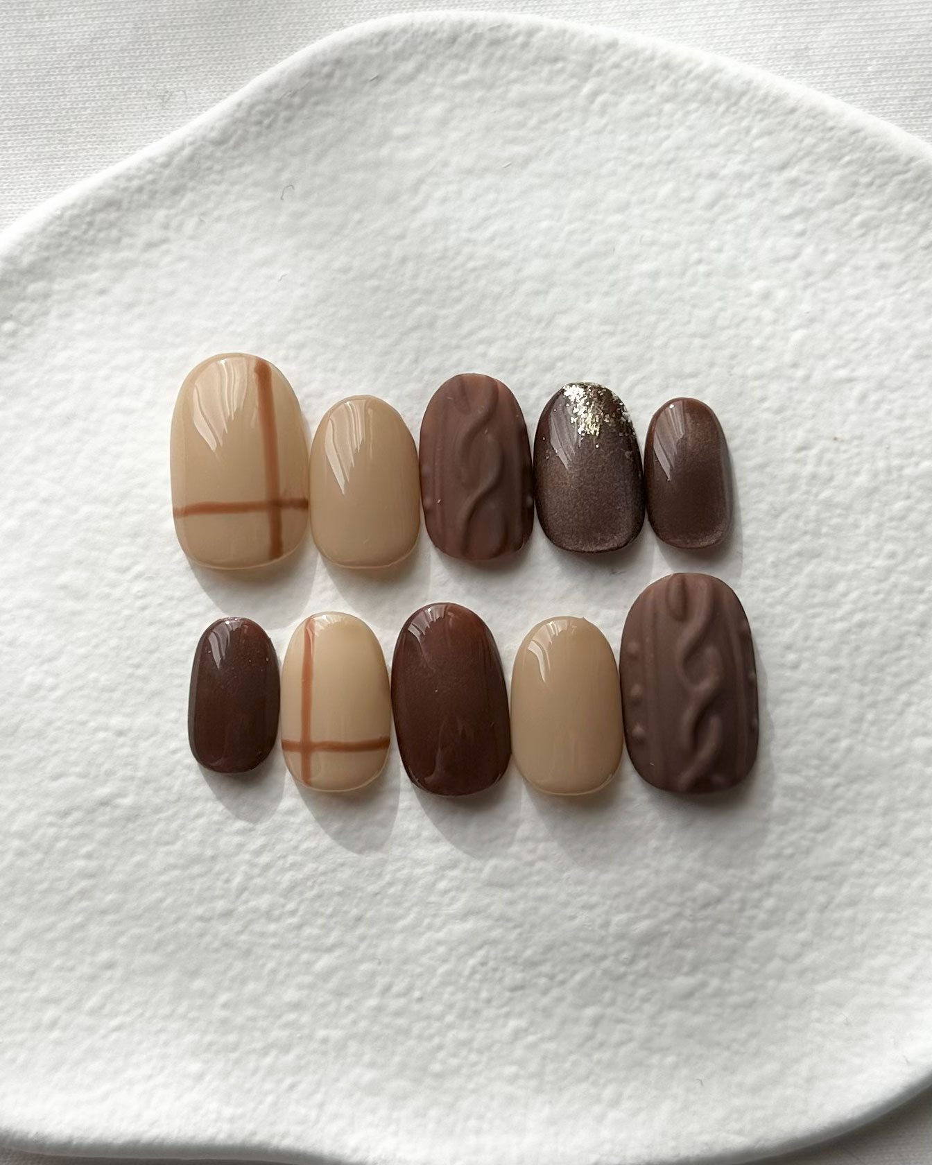 ふんわりニットバレンタインネイル