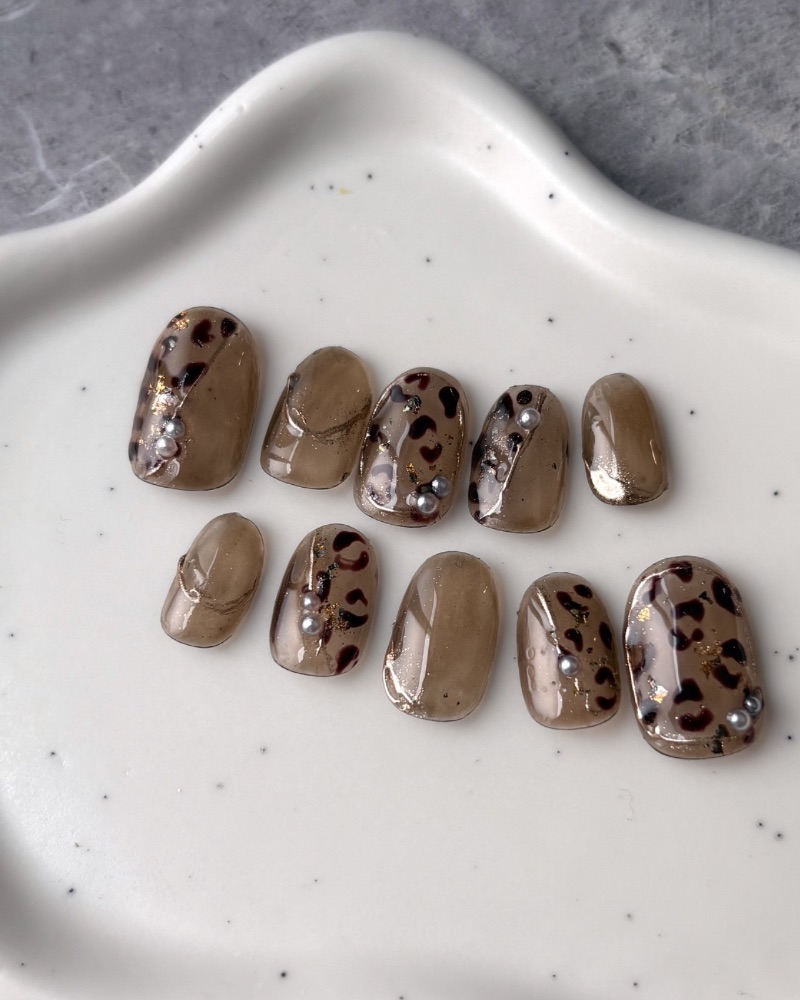 レオパードネイル　クリアブラウン