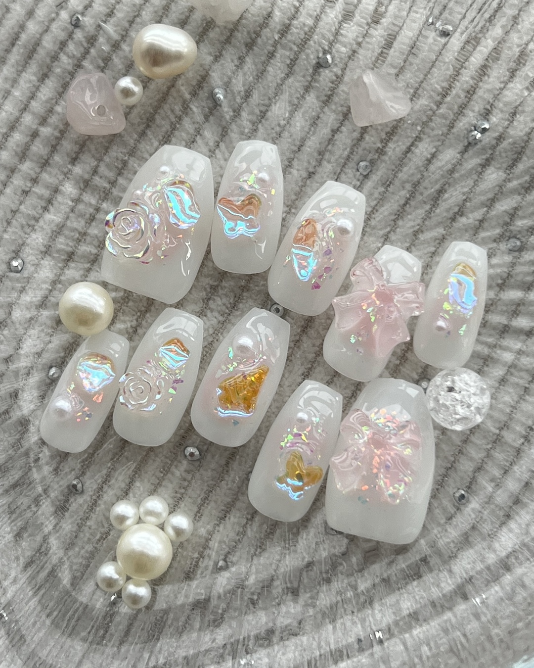 ちゅるんオーロラチーク